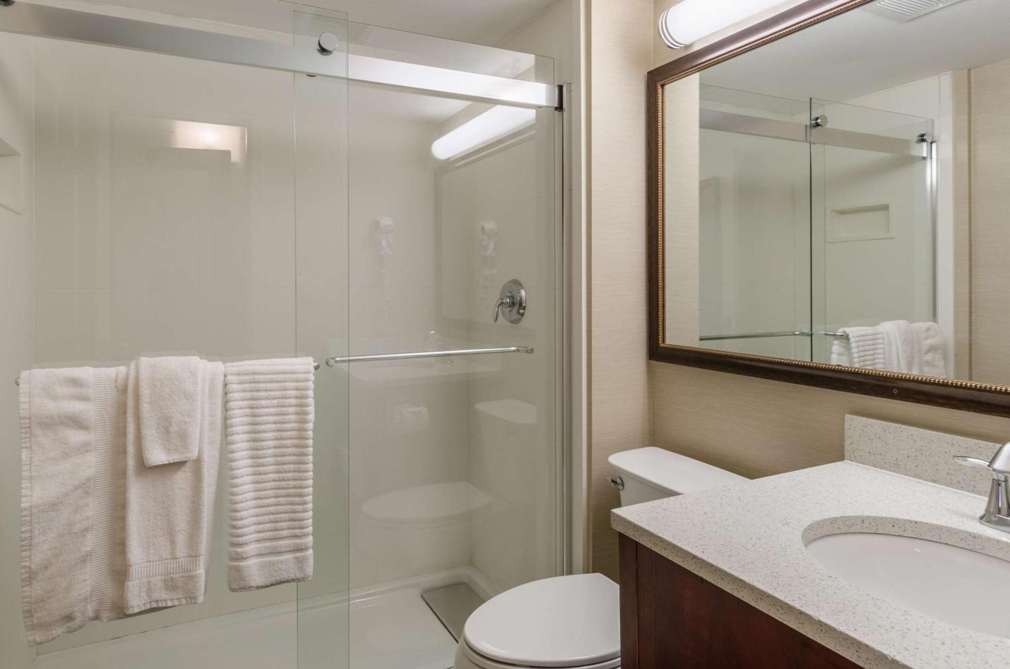 Comfort Inn & Suites West Springfield Luaran gambar