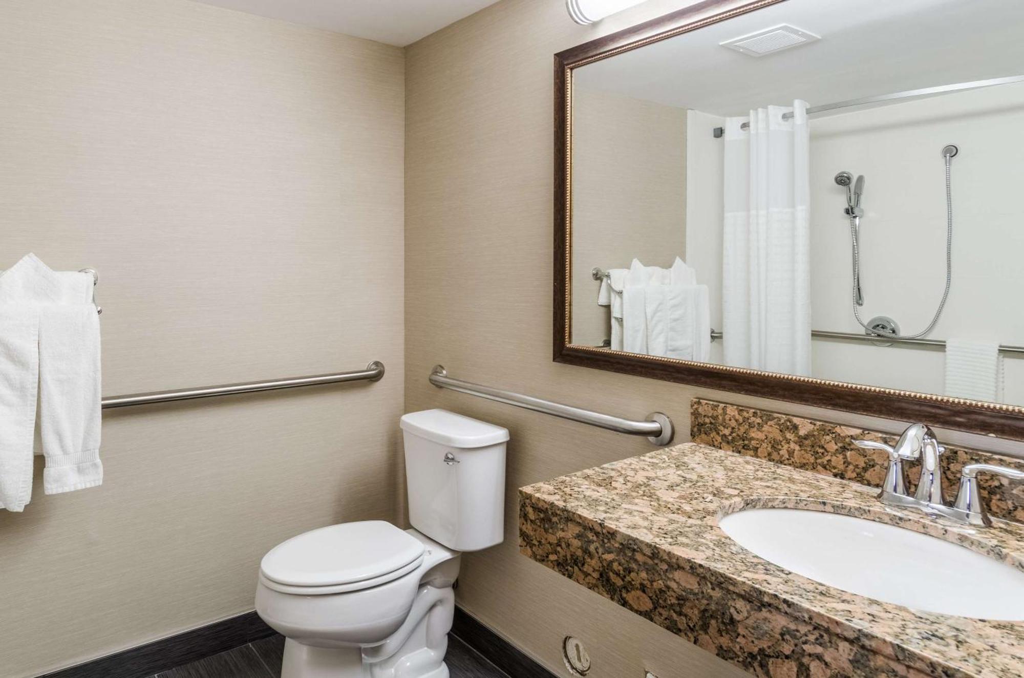 Comfort Inn & Suites West Springfield Luaran gambar